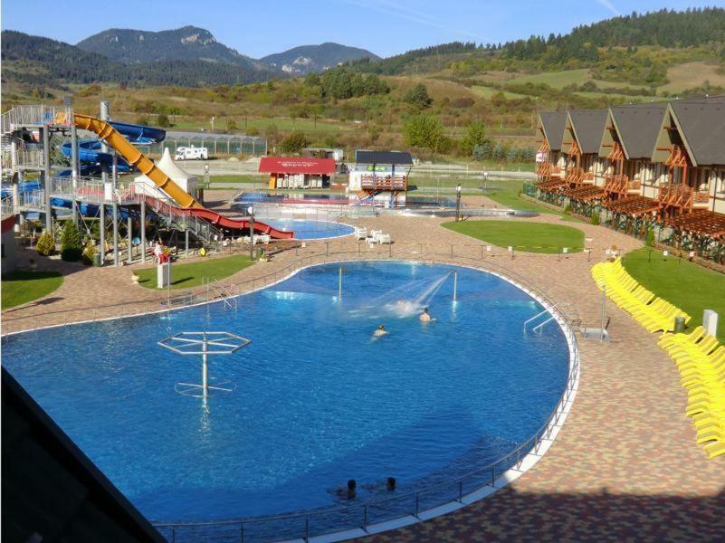 Apartman Nellinka Bešeňová Exteriér fotografie